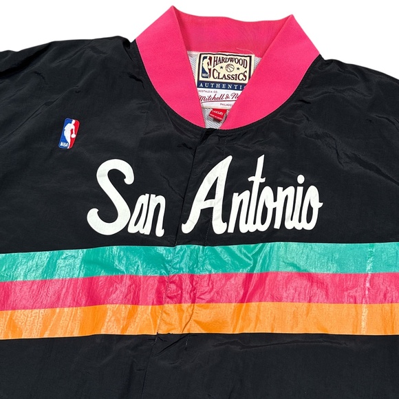 Mitchell & Ness San Antonio Spurs Hardwood Classics Windbreaker Jacket Mens 5XLB - Picture 4 of 13